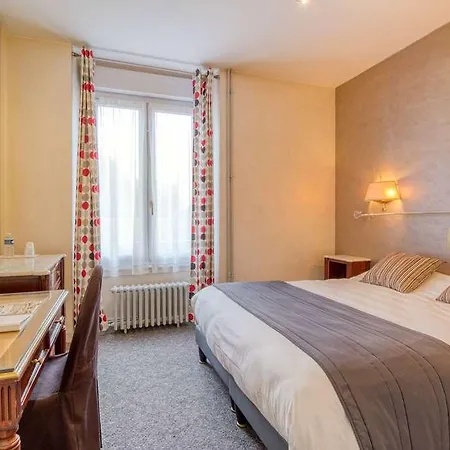 Otel Brit Le Cygne Saint-Hilaire-du-Harcouët