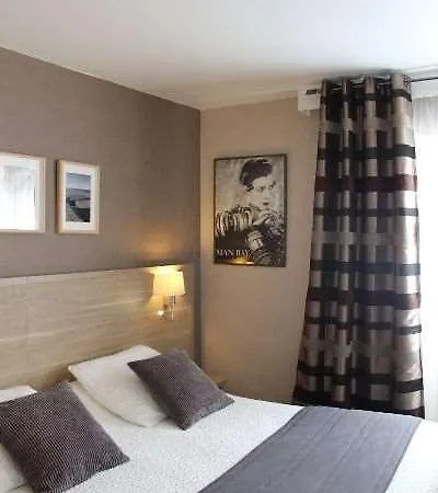 Otel Brit Le Cygne Saint-Hilaire-du-Harcouët