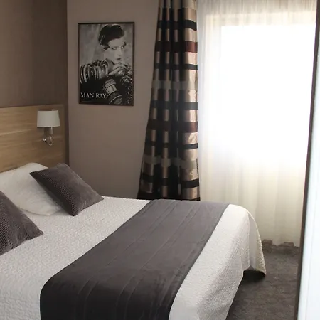 Brit Le Cygne Saint-Hilaire-du-Harcouët