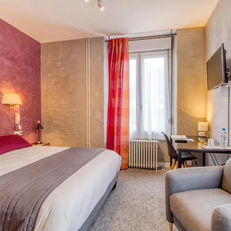 Brit Le Cygne Hotel 3*