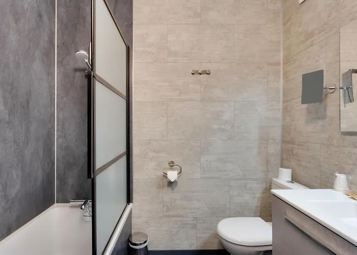 Brit Le Cygne 3* Saint-Hilaire-du-Harcouët