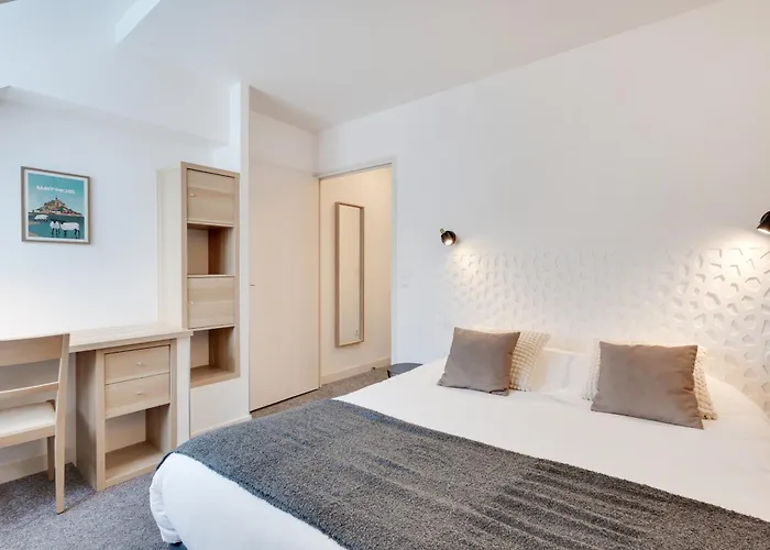 Brit Le Cygne Hotel Saint-Hilaire-du-Harcouet