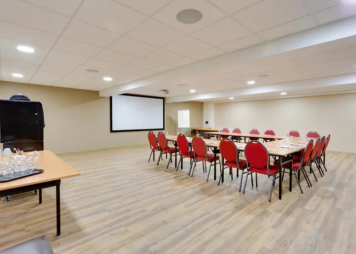 Brit Le Cygne Hotel Saint-Hilaire-du-Harcouet