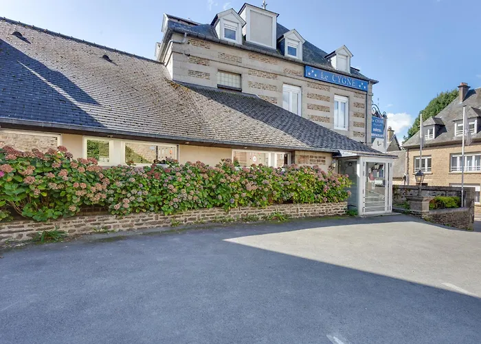 Hotel Brit Le Cygne Saint-Hilaire-du-Harcouet