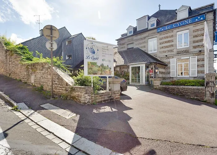 Brit Le Cygne Hotel 3*